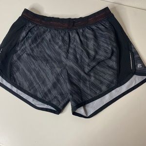 Running shorts